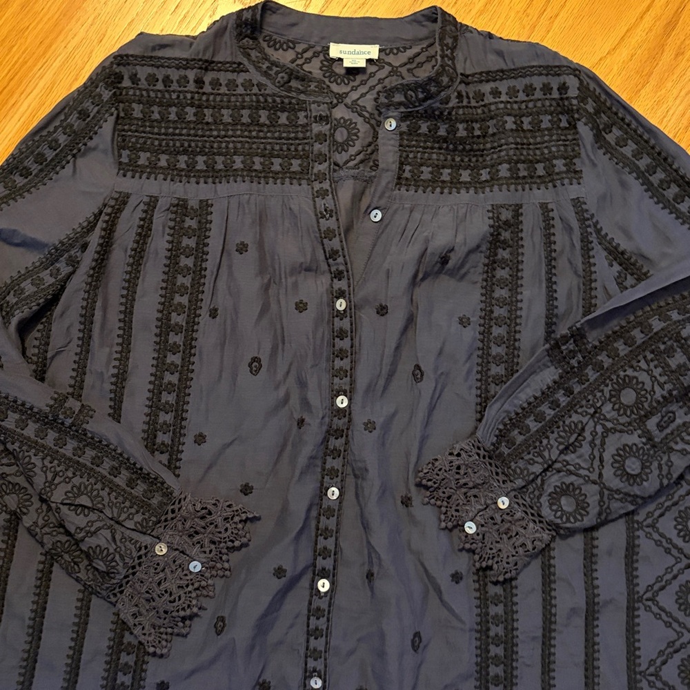 Sundance Corrine Romance embroidered Top size XL navy blue - Picture 3 of 8